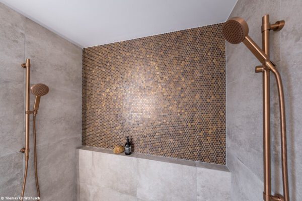 MosaicFX Penny Copper 20mm - 300x300mm sheet