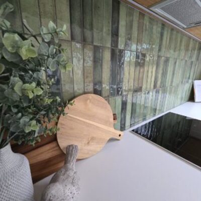 Nautalis Green Brillo Splashback Close up
