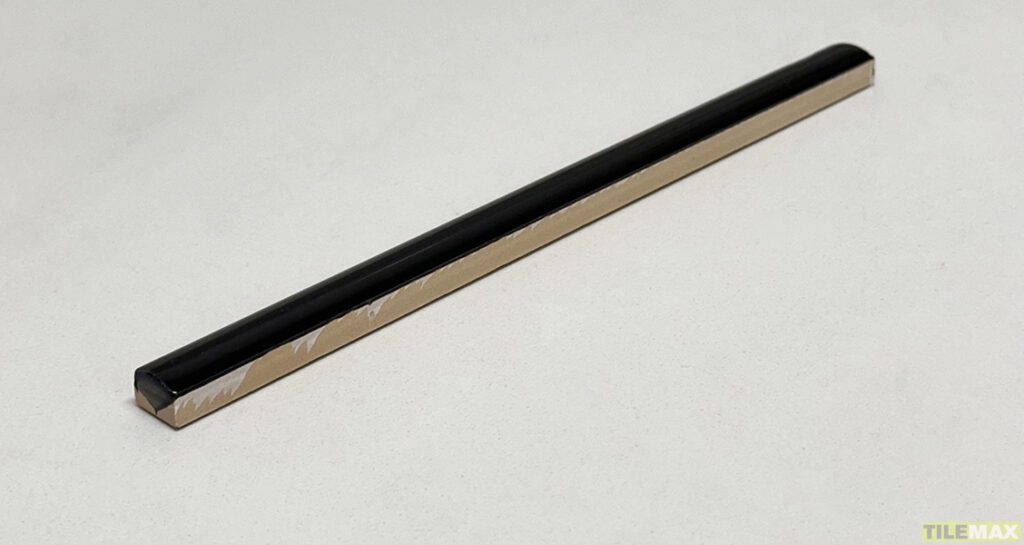 Victoria Black Brillo Pencil Dado