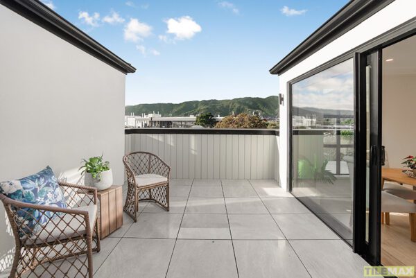 Endura Montana Grey Decking Other Angle